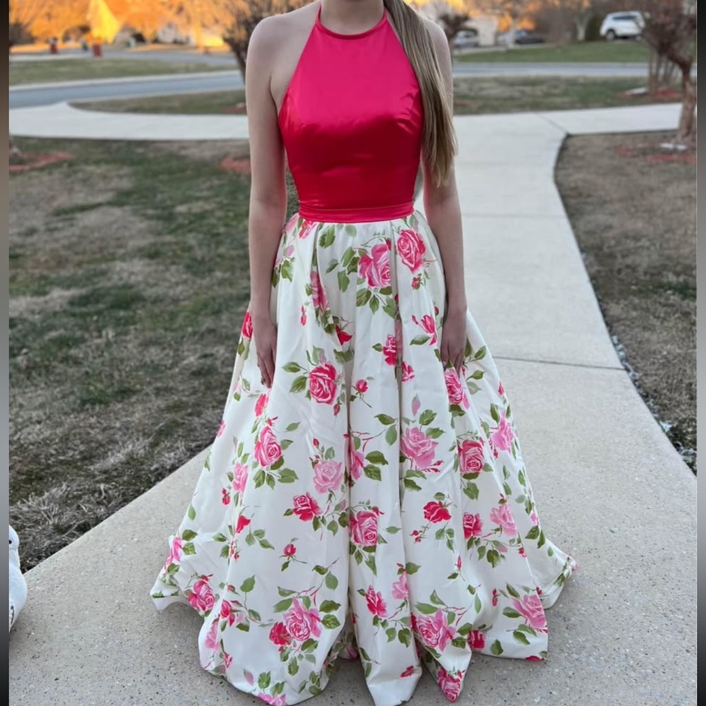 Sherri Hill Prom Dress Size 6
